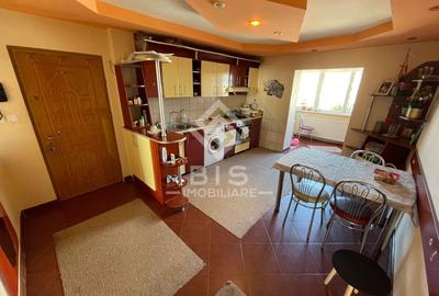 Apartament cu 2 camere decomandat în Independenței