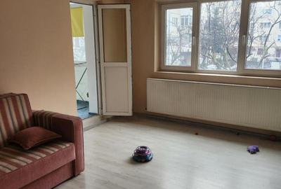 Militari Uverturii -Aragonitului bloc 1985 et.1 decomandat 2 bai Liber - 1