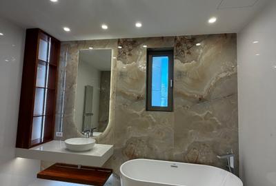 Apartament deosebit în bloc boutique(Zambaccian),parcare inclusă - 28