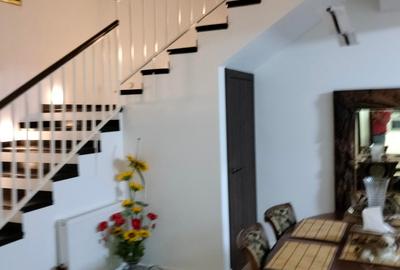 Casa superba, zona linistita, accesibil, cu mansarda locuibila de 100mp. - 2