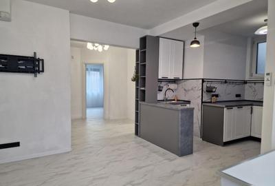 Piata Romana,  de inchiriat -5 camere, apartament nou in vila, parter, sect 1 - 1