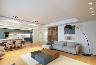 Apartament cu 4 camere decomandat, mobilat în Aviatorilor