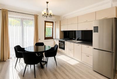 0% Comision ! Apartament 2 camere, expundere sudica, cart. Europa - 4