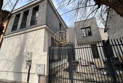 Casă modernă 5 camere Domenii – Singur în curte - 1