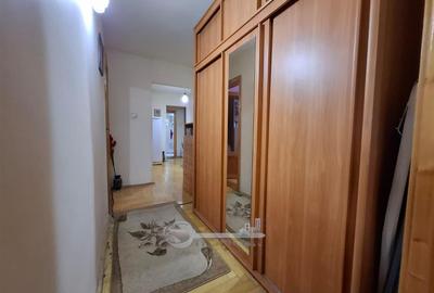 Liber, apartament 3 camere, Nicolina 2, baie cu geam, 60 mp utili - 14