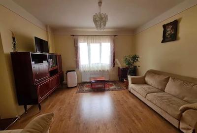 Casă cu teren generos 752 mp - ideală pentru locuință sau dezvoltare. - 1