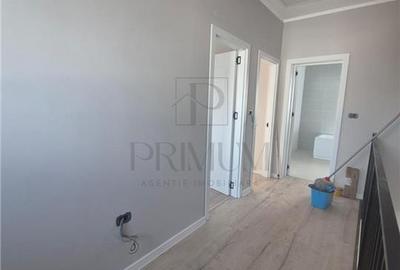 DUPLEX INDIVIDUAL -   Despartit prin camera Tehnica  - bucatarie inchisa -  2 Fr - 12
