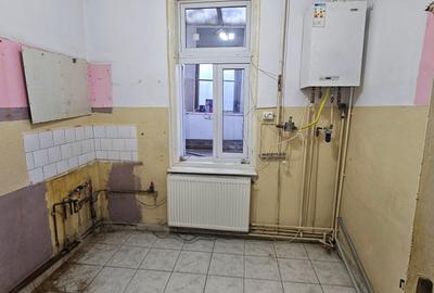 Casă cu arhitectură interbelică, 5 camere, teren 409 mp – Central - 34