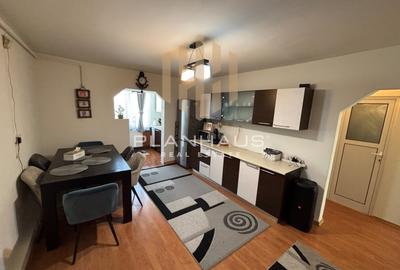 Apartament 2 camere, decomandat - str. Macului, etaj 2 - 1