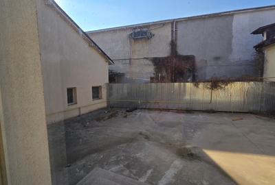 Cladire speciala de VANZARE  sau de INCHIRIAT  ultracentral Focsani - 28