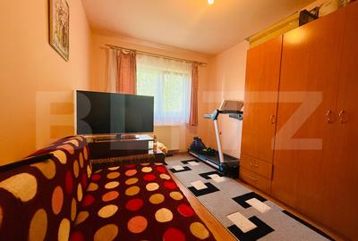 Apartament 4 camere Tractorul/ 2 bai/ 2 spatii de depozitare/etaj intermediar - 8