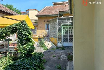 Oportunitate excelenta pentru investitie casa la curte comuna – Take Ionescu - 1