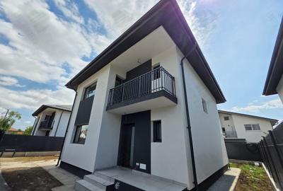 Casă cu 4 camere în Berceni