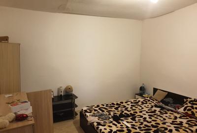 Casa 3 camere Km 4-5 - 6