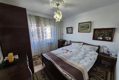 Zona Toma Cozma - Petru Poni Pacurari 3 Camere Dec. - Etaj intermediar - 1