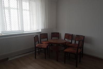 Apartament doua camere, decomandat, balcon mare, CT, sud estic, beci, lift nou - 3