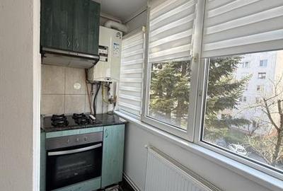 Apartament 2 camere renovat etaj intermediar zona Astra - 5