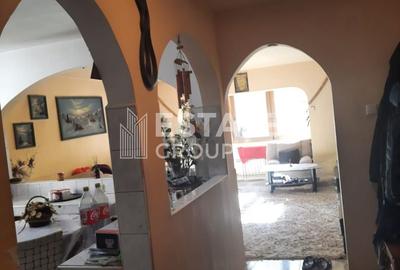 Apartament 3 camere, decomandat, parter - 5