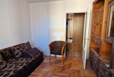 Apartament 3 camere decomandat, etaj 3/4, zonă Calea Romanului - Baie mare unifi - 3