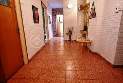 Apartament 3 camere, Ultracentral, 77mp - 9