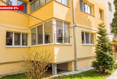 Apartament cu 2 camere semidecomandat, mobilat în Central