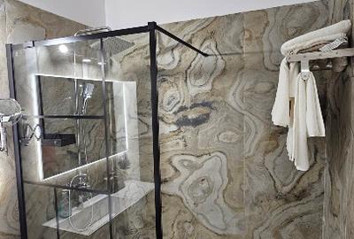 Apartament 2 cam., lux , nou, de inchiriat. - 8