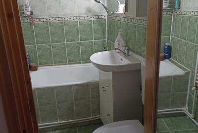 Apartament 3 camere, central, renovat si termoizolat - 10