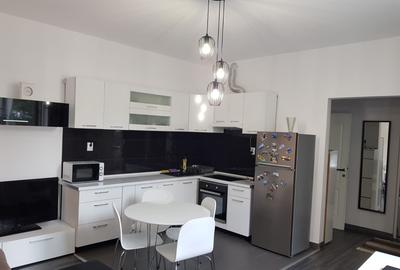 Apartament de vânzare, 2 camere, 40 mp, Central Calea Moților - 1