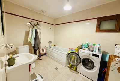 Apartament 3 camere in vila Giulesti zona linistita și curte generoasă etaj 1 - 12