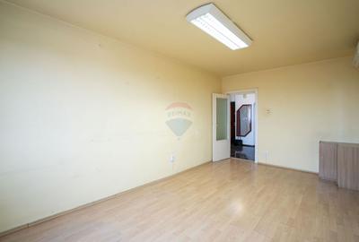 De vânzare apartament cu 4 camere, Bulevardul Decebal - 3