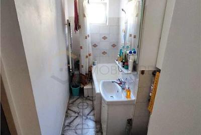 DACIA - 4 CAMERE - CENTRALA PROPRIE - ETAJ 2 - BOXA - 5