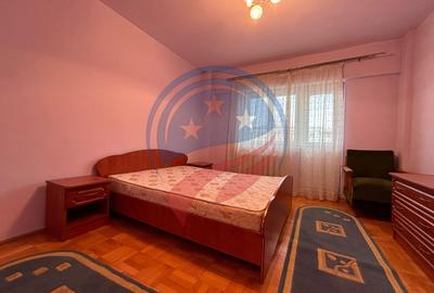 Apartament cu 3 camere decomandat în Calea Severinului