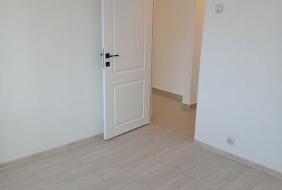 Apartament de 3 camere, etaj 2/4, zona Alexandru cel Bun - 3