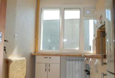 Apartament 2Camere,Tineretului metrou,et.2/7,geam baie,parcare,mobilat,centrala. - 6