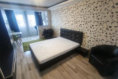 De inchiriat apartament cu o camera, Tiglina 1, 275 euro - 2
