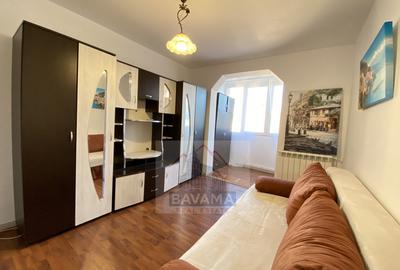 Apartament cu 3 camere circular, mobilat în Astra