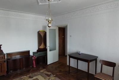 Apartament 2 camere,D, etaj 8 cu lift nou,zona centrala_Liceu Eminescu - 2