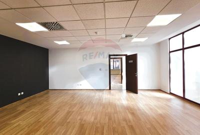 Închiriere birou în Brașov, zona Bd. Vlahuță în clădire de birouri - 1