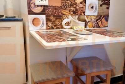 Garsonieră semidecomandată, mobilată în Casa de Cultură