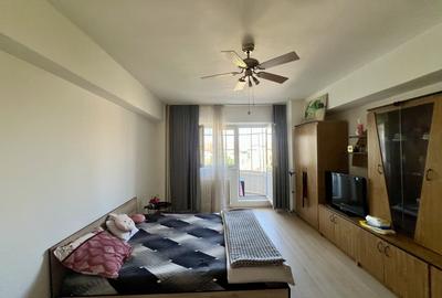 Apartament 1 camera, 38 mp utili, decomandat, etaj 4/8 - zona Soarelui - 1