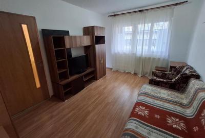 Garsonieră semidecomandată în Sub Arini