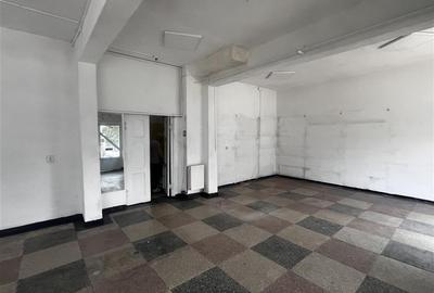 Spatiu comercial de 120 mp in Plopeni, zona cu vad . - 2