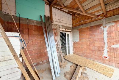 Casa individuala de vanzare, 190 mp, teren 650 mp, zona Sanandrei - 14