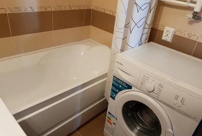 Apartament modern 2 camere cu balcon si loc de parcare zona Centrala - 12