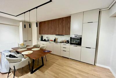 Apartament cu 2 camere semidecomandat, mobilat în Floreasca