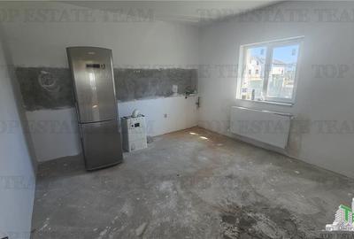 Vila 6 camere cu teren 500mp in Ciorogarla (posibilitate rate) - 10