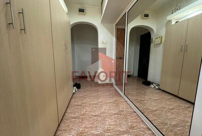 4 camere | etaj intermediar | centrala proprie | mobilat si utilat | boxa | - 7