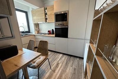 Ultracentral, Bloc Nou, Etaj 1. - 8