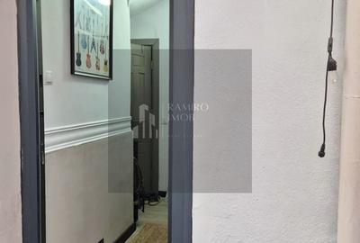 Vanzare 2 camere |  Vila | Renovat | Centrala | P-ta  Victoriei - 13
