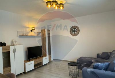 Apartament cu 3 camere, 2 bai și loc de parcare - 55